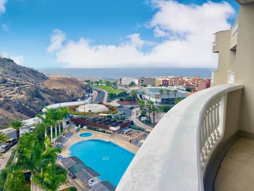Ático en Acantilado de Los Gigantes, Gigansol del Mar