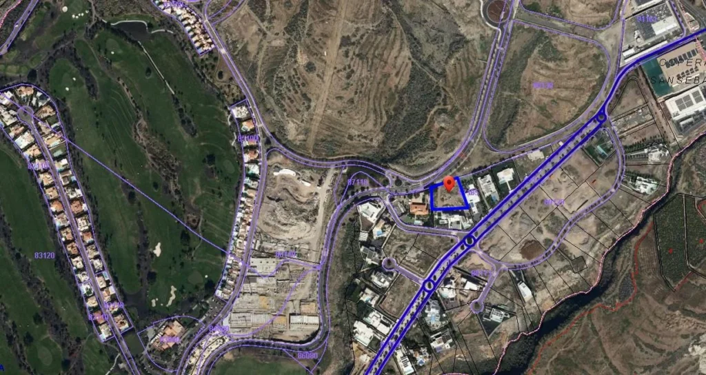 ¡Oportunidad de Inversión! Parcela en Golf de Adeje 3