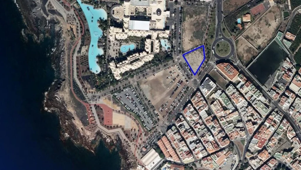 Parcela Comercial en Alcalá, Guía de Isora 4