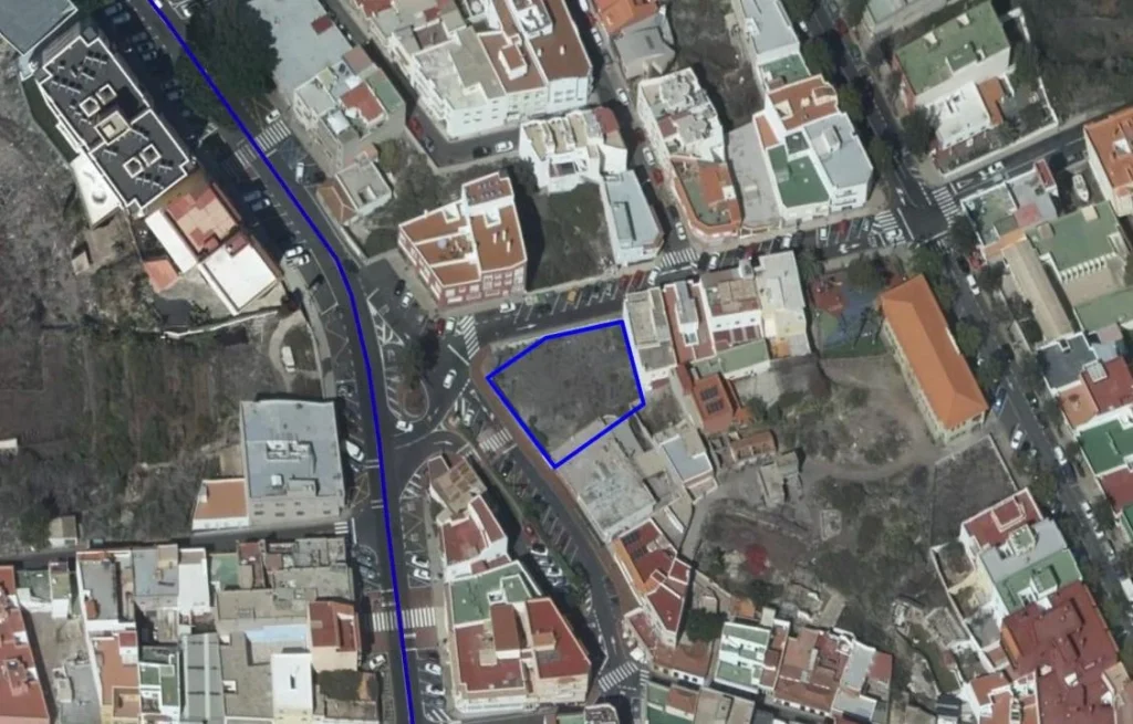 Parcela con Proyecto en Guía de Isora 2