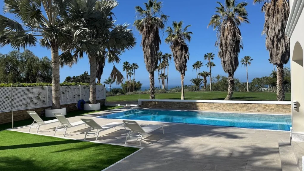 Espectacular villa de lujo en primera línea de golf con piscina, ascensor, sótano y vistas a La Gomera 26