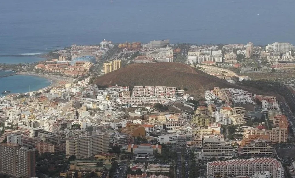 Parcela Residencial en Los Cristianos, zona Montaña Chica